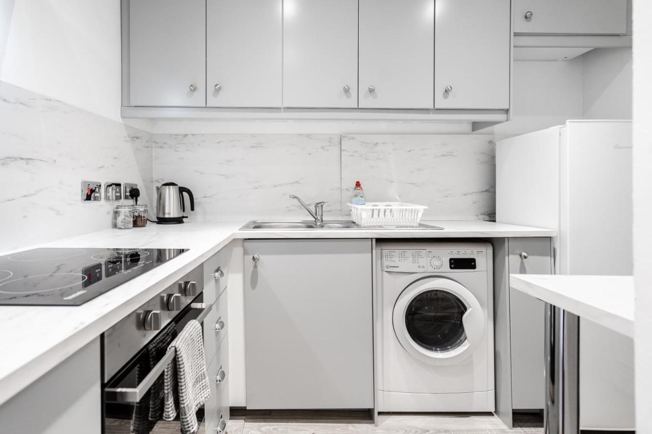 Rodney Street Townhouse & Apartments, & Stylish Apartment *