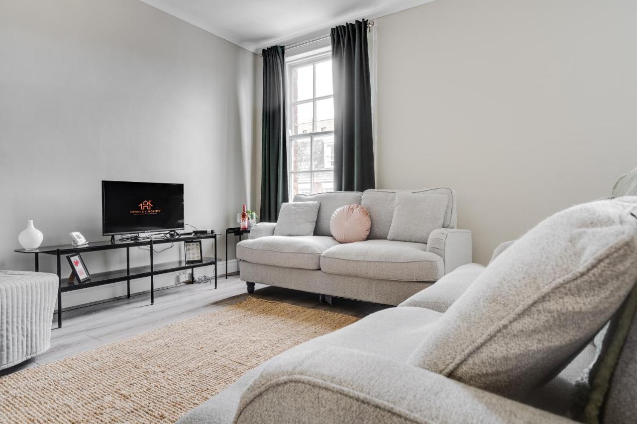 Rodney Street Townhouse & Apartments, & Stylish Apartment Liverpool