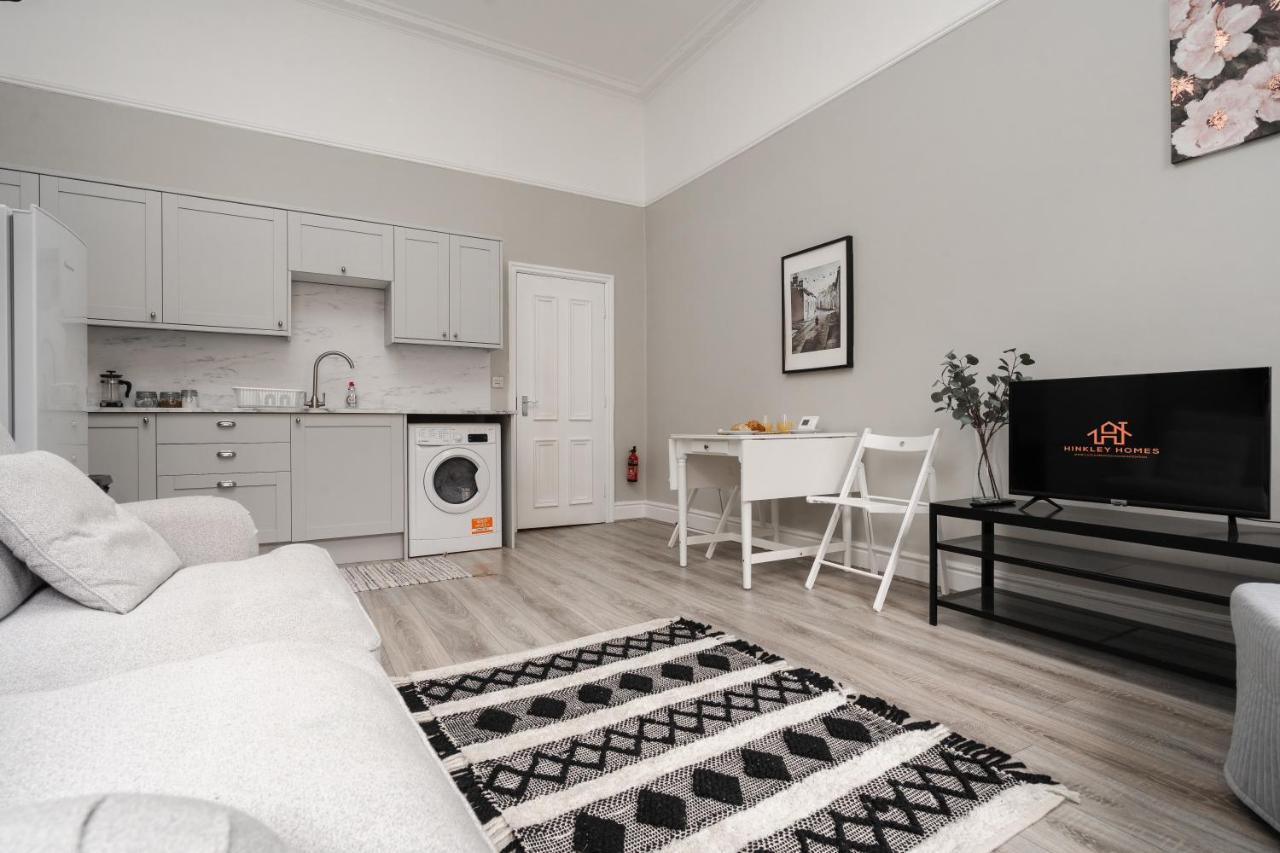 Rodney Street Townhouse & Apartments, & Stylish Apartment