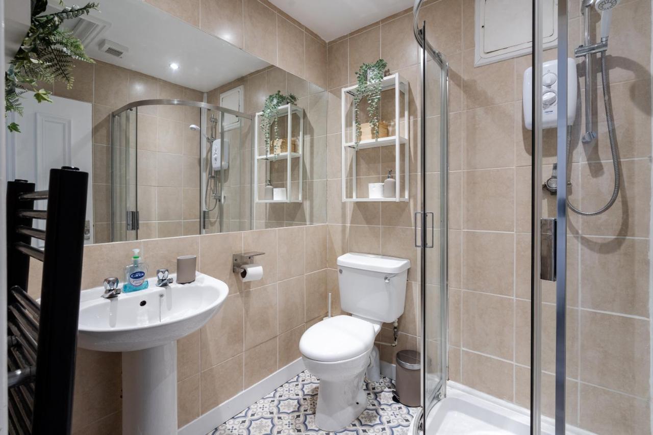 Rodney Street Townhouse & Apartments, & Stylish *