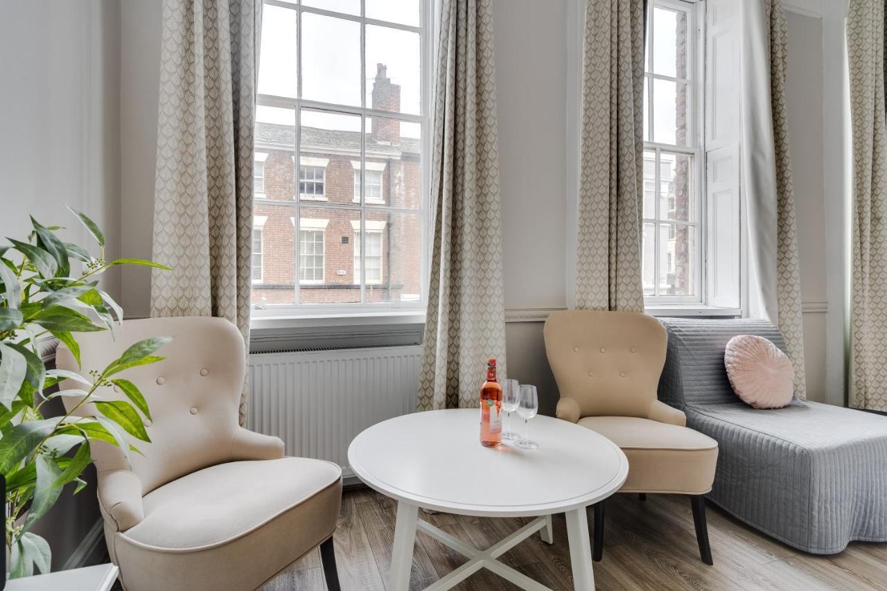 Apartment Rodney Street Townhouse & Apartments, & Stylish *