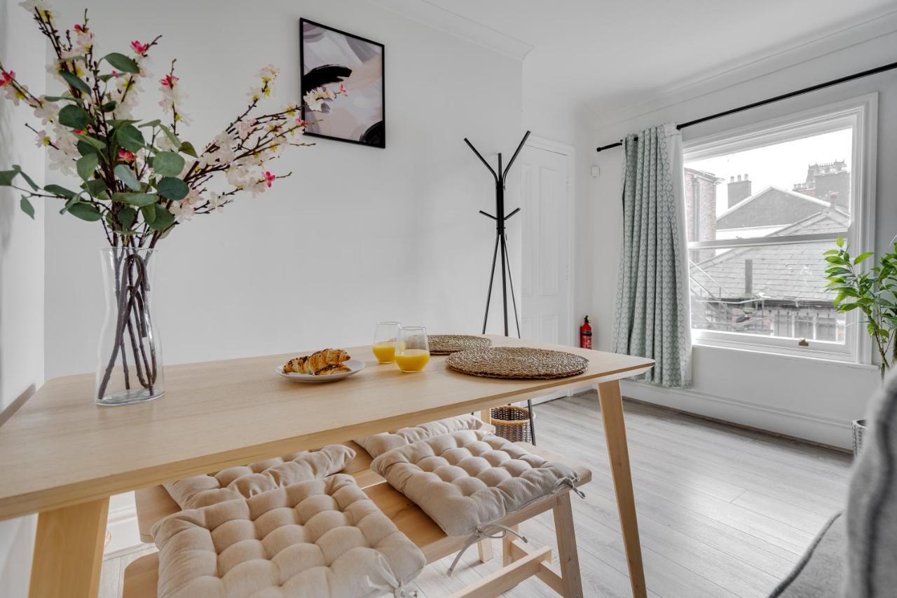 Rodney Street Townhouse & Apartments, & Stylish
